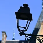 Gasthuis D'hote - Maison Des Ecrivains - 50 M De La Cathedrale Et Place Des Jacobins 4*