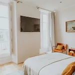 Gasthuis D'hote - Maison Des Ecrivains - 50 M De La Cathedrale Et Place Des Jacobins