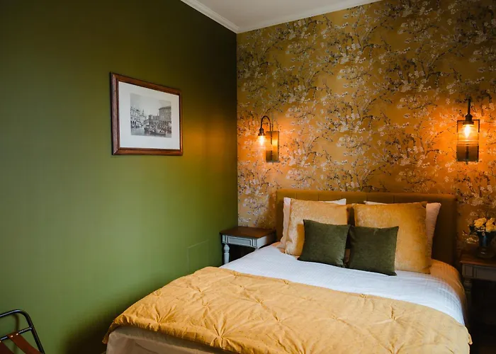 D'hote - Maison Des Ecrivains - 50 M De La Cathedrale Et Place Des Jacobins 4*