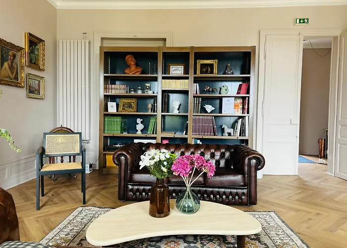 D'hote - Maison Des Ecrivains - 50 M De La Cathedrale Et Place Des Jacobins Le Mans