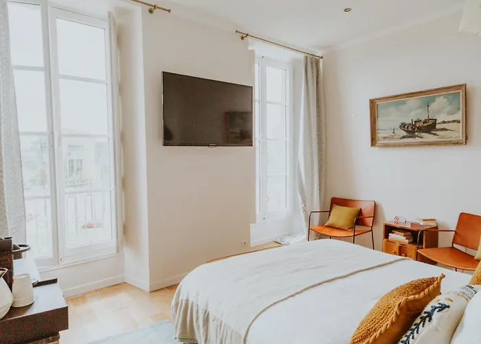 Maison d'hôtes D'hôte - Maison Des écrivains - 50 M De La Cathédrale Et Place Des Jacobins